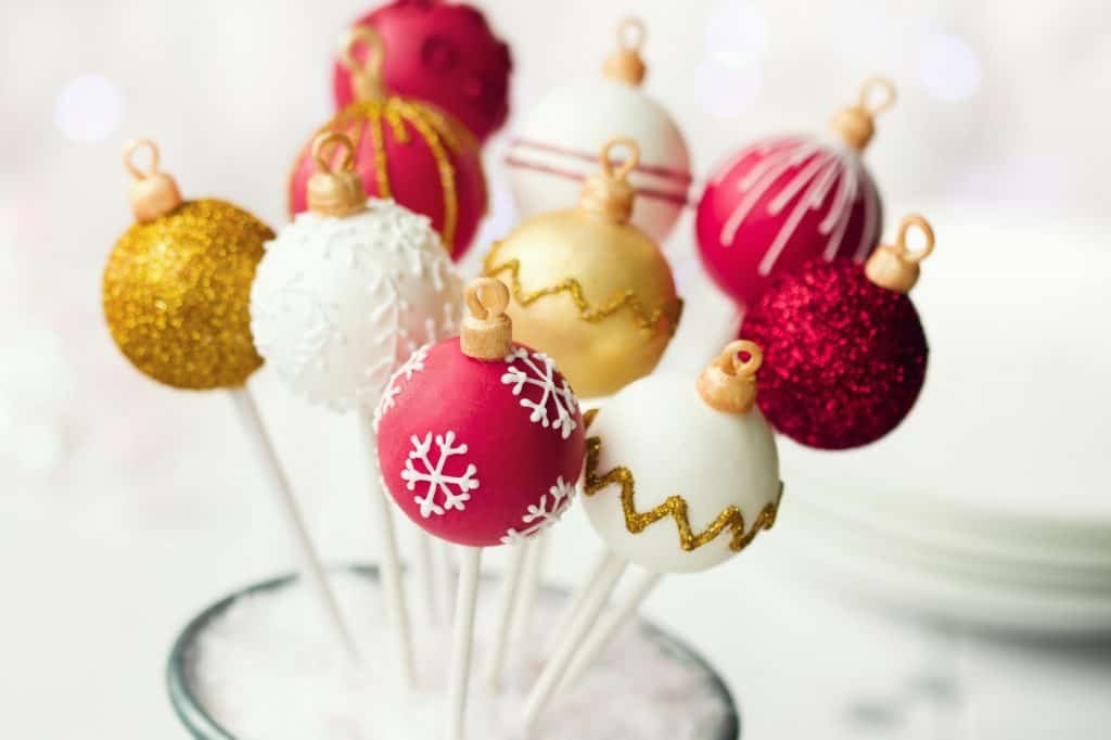 Christmas cake pops