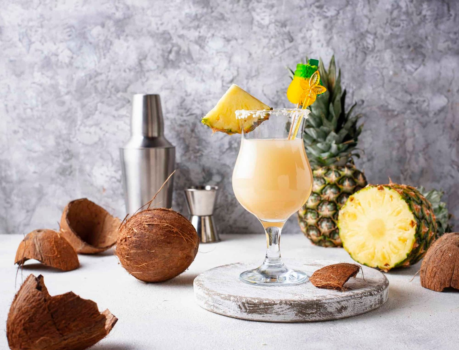 Pina colada. Traditional Caribbean cocktail