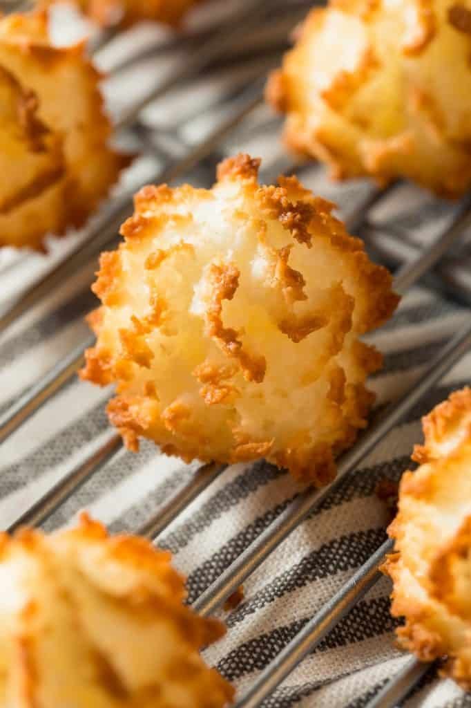Homemade Baked Coconut Macaroons