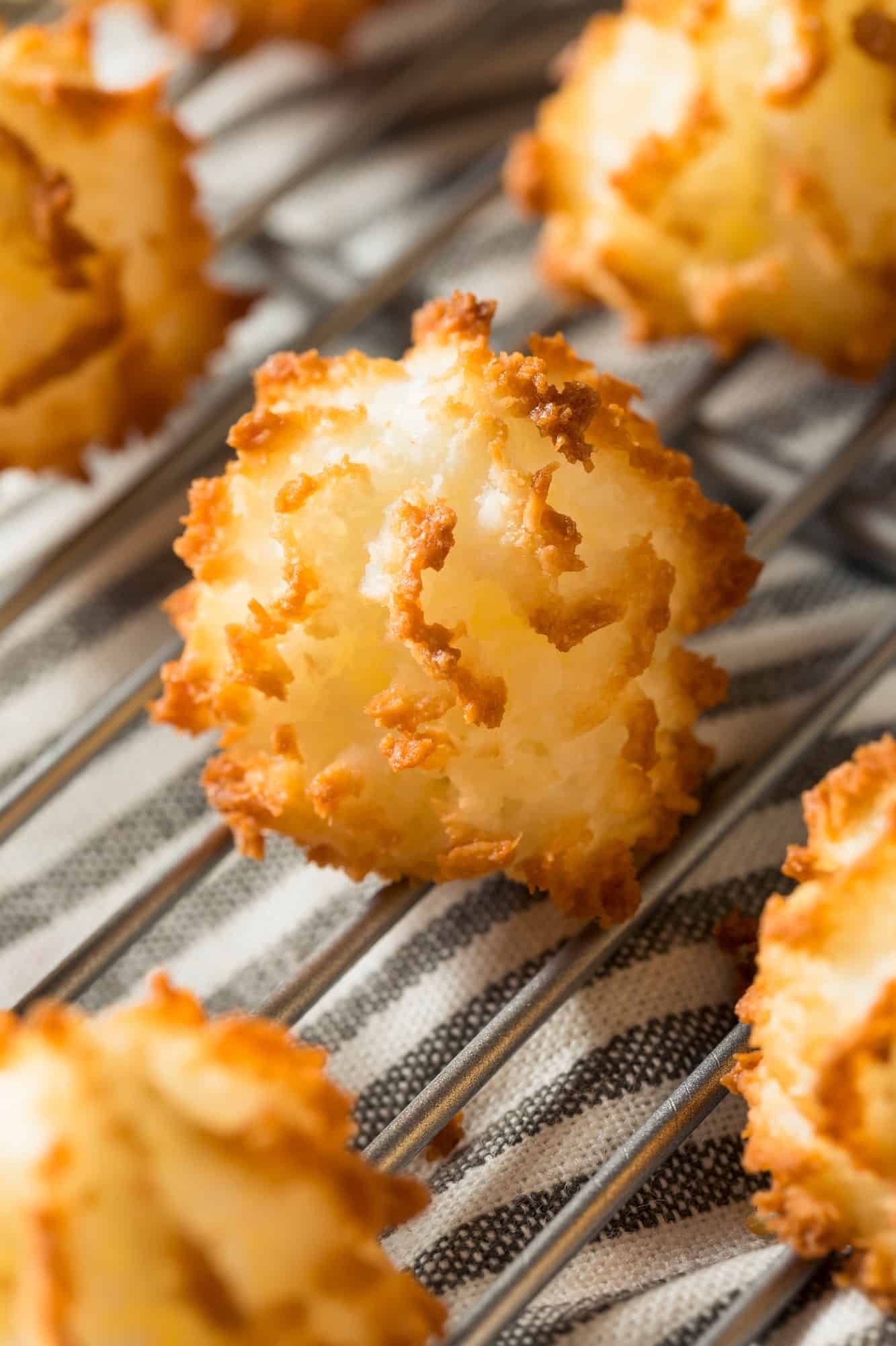 Homemade Baked Coconut Macaroons