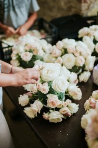 Flowers arranging